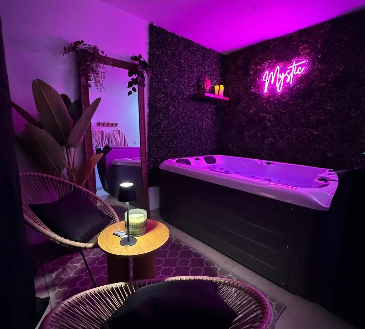 Love Room - Le Mystic Saint-Symphorien